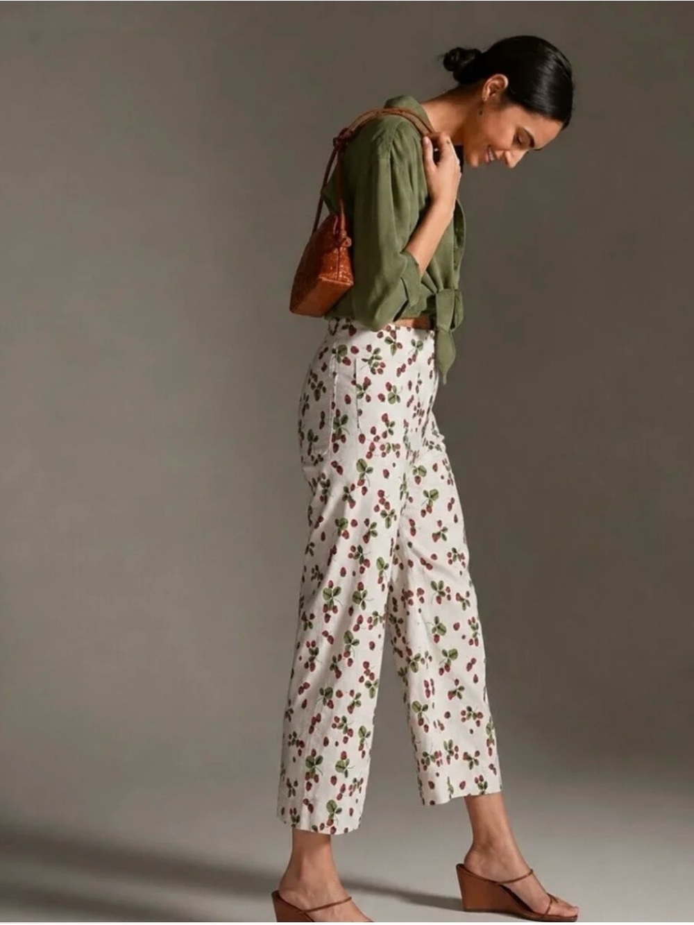 Maeve by Anthropologie Colette Strawberry Print Cropped Pant